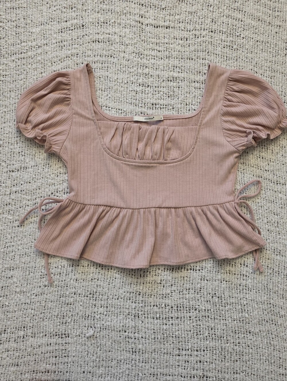 Molo Ribbed Peplum Crop Top in Dusty Pink